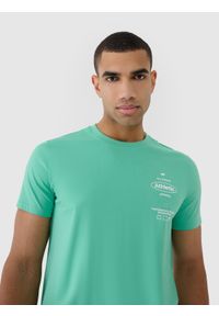 4f - 4F T-shirt regular z nadrukiem męski - zielony 3XL. Okazja: na co dzień. Kolor: zielony. Materiał: dzianina, bawełna, jersey. Długość rękawa: krótki rękaw. Długość: krótkie. Wzór: nadruk. Styl: klasyczny, sportowy, casual