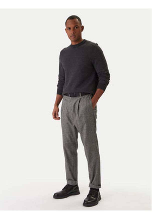 BOSS Sweter H-Hestro 50549986 Czarny Regular Fit. Kolor: czarny. Materiał: wełna