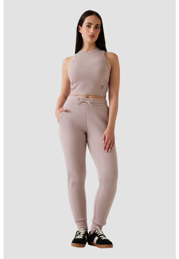 Guess - GUESS Różowy damski tank top prążkowany Edie, Rozmiar L. Okazja: na co dzień. Kolor: różowy. Materiał: prążkowany. Styl: casual