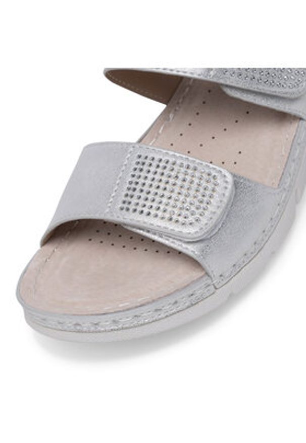 Clara Barson Sandały WS040801-01 Srebrny. Kolor: srebrny. Materiał: syntetyk, skóra