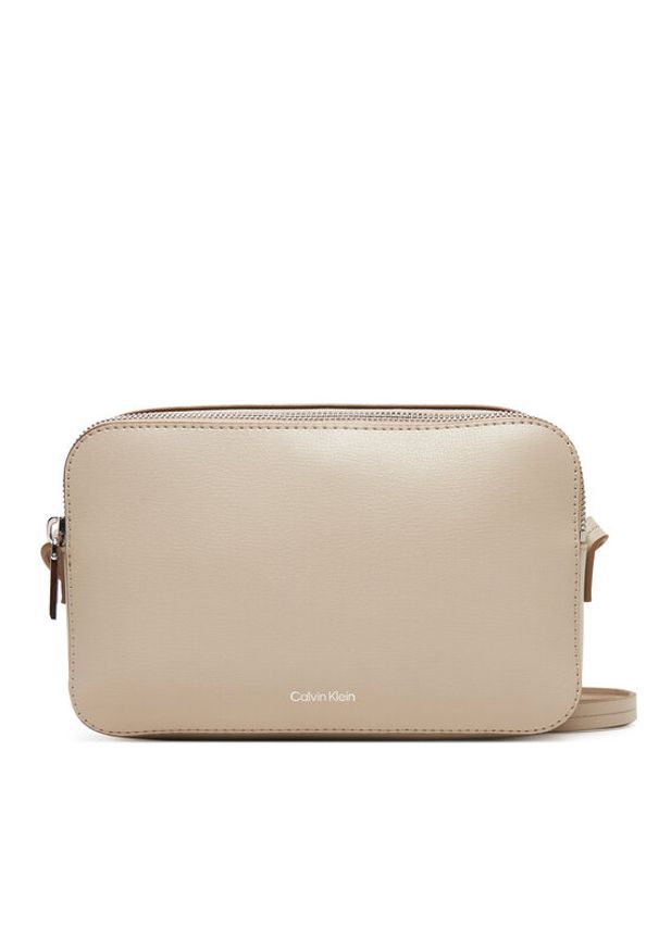 Calvin Klein Torebka Foil Logo Elongated Camera Bag LV04F3276G Beżowy. Kolor: beżowy. Materiał: skórzane
