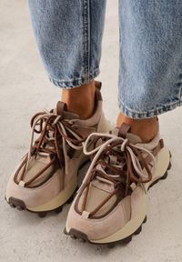 Born2be - Beżowe Sneakersy z Zamszu na Grubej Podeszwie z Podwójnym Sznurowaniem Linoza. Okazja: na co dzień. Zapięcie: sznurówki. Kolor: beżowy. Materiał: zamsz. Obcas: na platformie #4