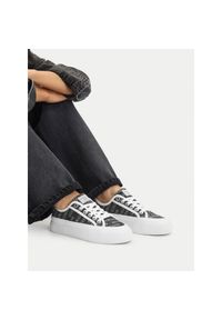 Tenisówki Guess Jeans. Kolor: czarny #1