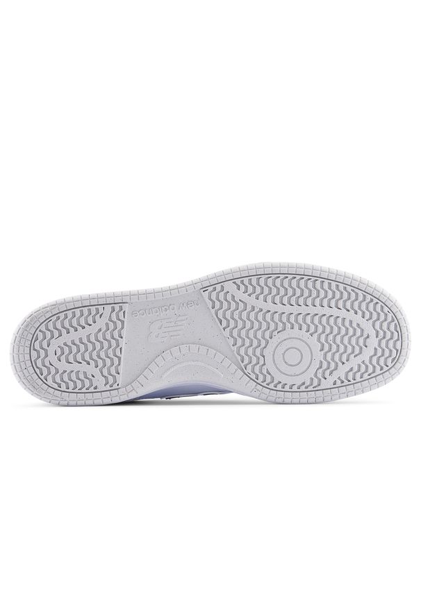Buty unisex New Balance BB480LIW – białe. Okazja: na co dzień. Kolor: biały. Materiał: skóra, syntetyk, materiał, dresówka. Szerokość cholewki: normalna. Sport: turystyka piesza