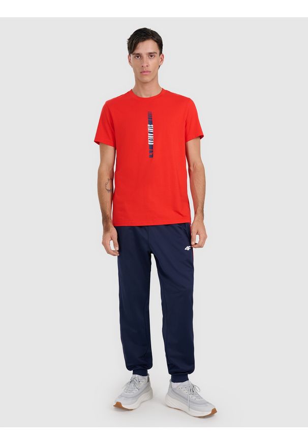 4f - 4F T-shirt regular z nadrukiem męski - czerwony L. Okazja: na co dzień. Kolor: czerwony. Materiał: materiał, bawełna. Wzór: nadruk. Styl: casual