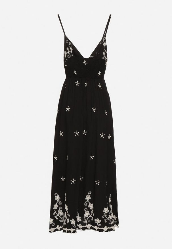 Born2be - Czarna Sukienka z Wiskozy Ozdobiona Haftami Lunireia. Okazja: na co dzień. Typ kołnierza: dekolt w kształcie V. Kolor: czarny. Materiał: wiskoza. Długość rękawa: na ramiączkach. Wzór: aplikacja, haft. Typ sukienki: proste. Styl: casual