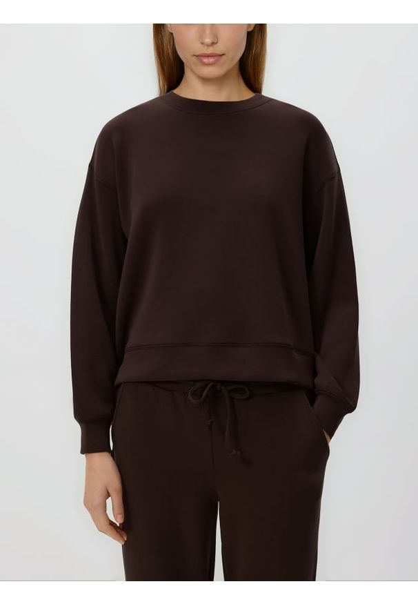 Reserved - Bluza z modalem - ciemnobrązowy. Kolor: brązowy. Materiał: dzianina