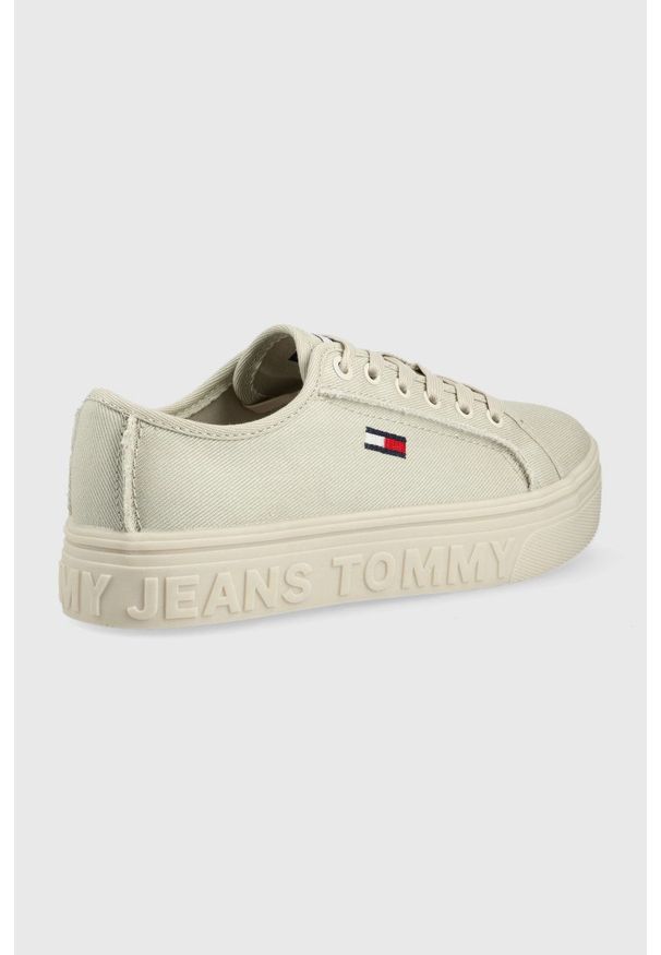 Tommy Jeans tenisówki Flatform damskie kolor szary. Nosek buta: okrągły. Zapięcie: sznurówki. Kolor: szary. Materiał: guma. Obcas: na platformie