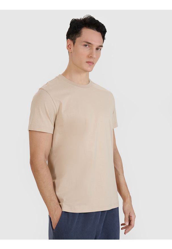 4f - 4F T-shirt regular z nadrukiem męski - beżowy S. Okazja: na co dzień. Kolor: beżowy. Materiał: dzianina, bawełna, jersey. Długość rękawa: krótki rękaw. Długość: krótkie. Wzór: nadruk. Styl: klasyczny, sportowy, casual