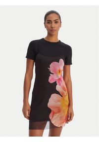 Desigual Sukienka dzianinowa 26SWVK20 Czarny Slim Fit. Kolor: czarny. Materiał: bawełna #1