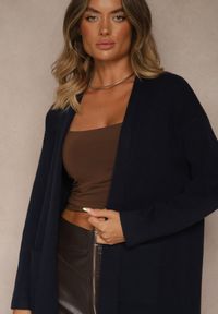 Renee - Granatowy Kardigan z Kaszmirem o Prostym Kroju Bez Zapięć z Kieszeniami Zaisa. Kolor: niebieski. Materiał: kaszmir. Styl: elegancki #3