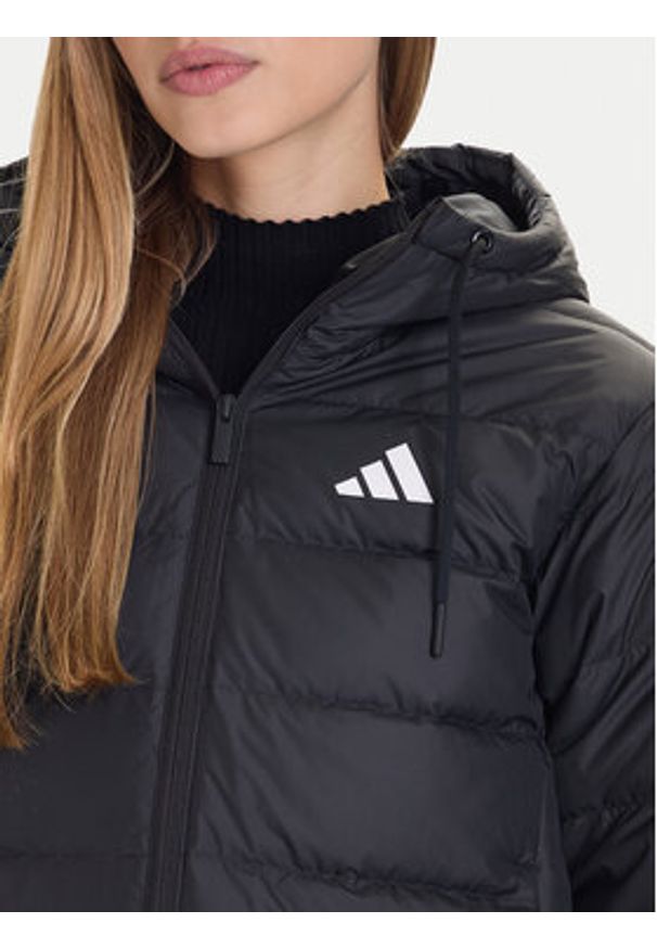 Adidas - adidas Kurtka puchowa Essentials Climawarm KC1580 Czarny Regular Fit. Kolor: czarny. Materiał: syntetyk