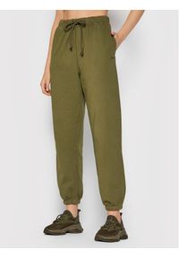 Levi's® Spodnie dresowe A0887-0005 Zielony Regular Fit. Kolor: zielony. Materiał: bawełna, dresówka