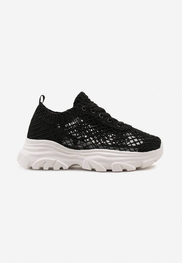 Renee - Czarne Ażurowe Sneakersy na Niskiej Platformie przed Kostkę Timane. Okazja: na co dzień. Wysokość cholewki: przed kostkę. Nosek buta: okrągły. Kolor: czarny. Materiał: jeans, materiał. Wzór: ażurowy. Obcas: na platformie