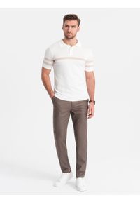 Ombre Clothing - Spodnie męskie klasyczne chino SLIM FIT - ciemnobeżowe V2. Kolor: beżowy. Materiał: poliester. Styl: klasyczny
