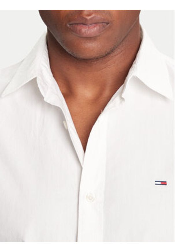 Tommy Jeans Koszula DM0DM22026 Biały Regular Fit. Kolor: biały. Materiał: bawełna