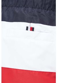 TOMMY HILFIGER - Tommy Hilfiger szorty kąpielowe kolor granatowy. Kolor: niebieski. Materiał: tkanina #4