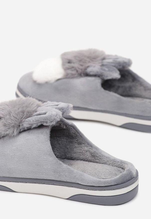 Renee - Szare Kapcie Chloraleia. Okazja: na co dzień. Zapięcie: bez zapięcia. Kolor: szary. Materiał: dresówka, welur, materiał. Wzór: aplikacja. Styl: casual
