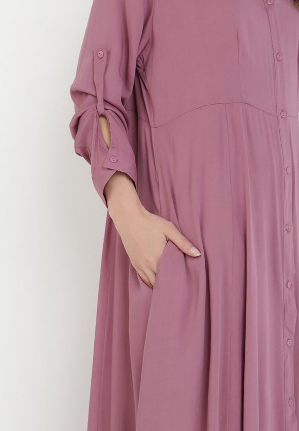 Born2be - Ciemnofioletowa Sukienka Controllable. Okazja: na co dzień. Kolor: fioletowy. Długość rękawa: długi rękaw. Typ sukienki: rozkloszowane, szmizjerki. Styl: casual, klasyczny. Długość: maxi