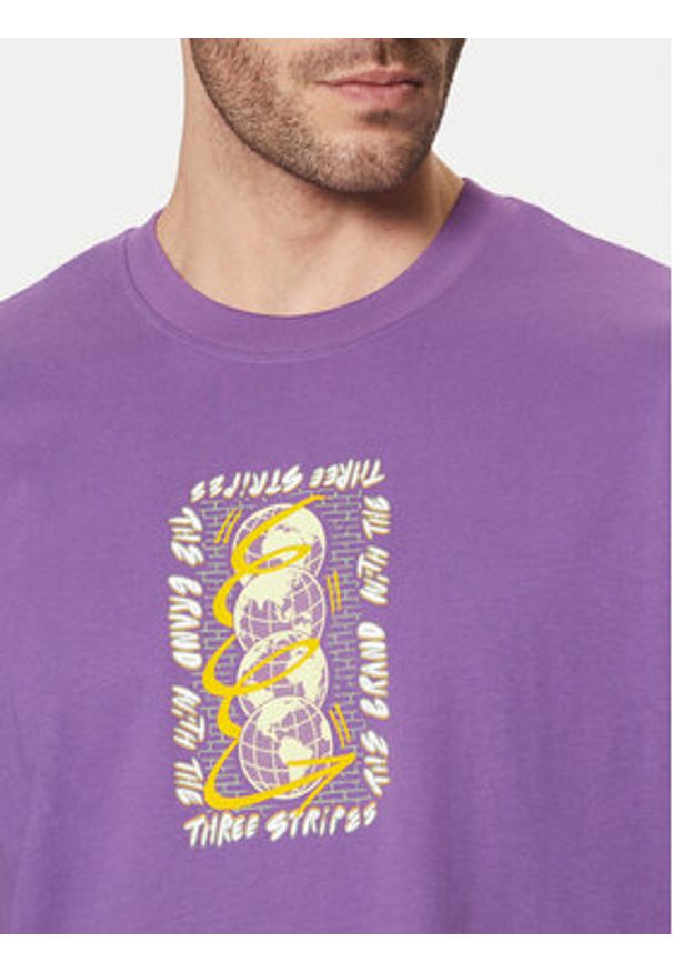 Adidas - adidas T-Shirt Trefoil Series JP4498 Fioletowy Regular Fit. Kolor: fioletowy. Materiał: bawełna