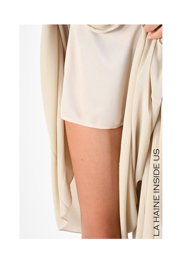 La Haine Inside Us Spodnie | LW 739 | Kobieta | Piaskowy. Okazja: na co dzień. Materiał: poliester. Długość: krótkie. Styl: casual, elegancki
