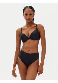 Hunkemöller Stringi Smooth 206773 Czarny. Kolor: czarny. Materiał: syntetyk