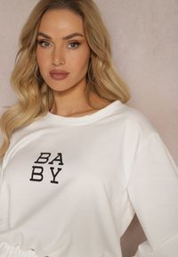 Renee - Biały Komplet Dresowy 2-Częściowy Bluza Krótsza i Luźne Spodenki Szorty Frania. Kolor: biały. Materiał: dresówka #3