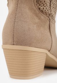 Born2be - Ciemnobeżowe Ażurowe Botki na Obcasie w Stylu Kowbojek Felorwen. Okazja: na co dzień. Kolor: beżowy. Materiał: jeans, skóra. Wzór: ażurowy. Obcas: na obcasie. Styl: casual, elegancki. Wysokość obcasa: średni #4