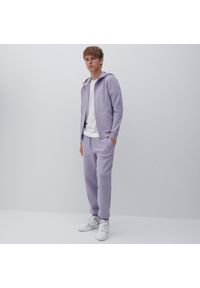 Reserved - Spodnie dresowe jogger - Fioletowy. Kolor: fioletowy. Materiał: dresówka #1
