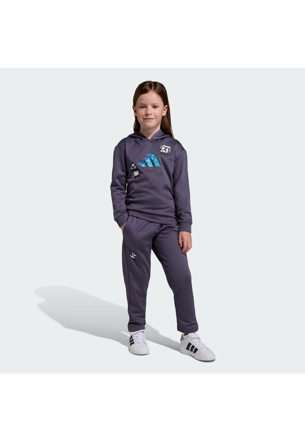 Spodnie Treningowe Adidas Minecraft. Okazja: na uczelnię. Kolor: szary. Materiał: dresówka. Styl: sportowy