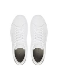TOMMY HILFIGER - Tommy Hilfiger Sneakersy Th Court Core Ess Leather FM0FM05367 Biały. Kolor: biały. Materiał: skóra #5