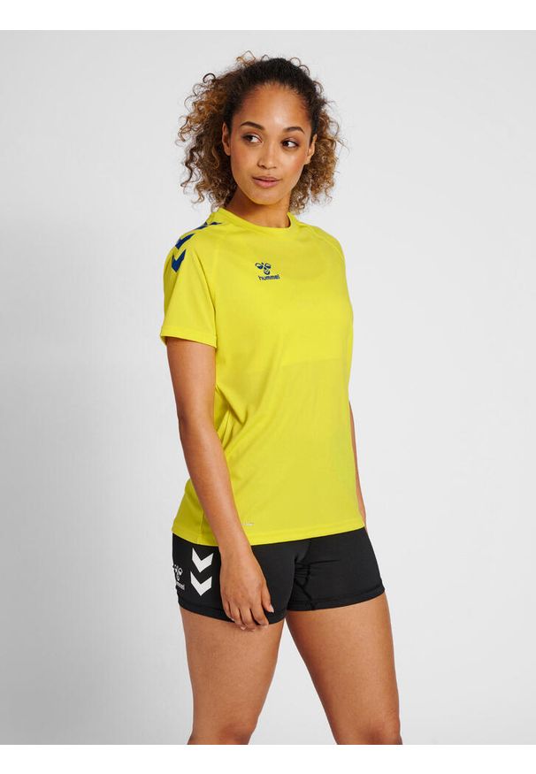 Koszulka damska Hummel Core Poly. Kolor: żółty, wielokolorowy, niebieski. Sport: fitness