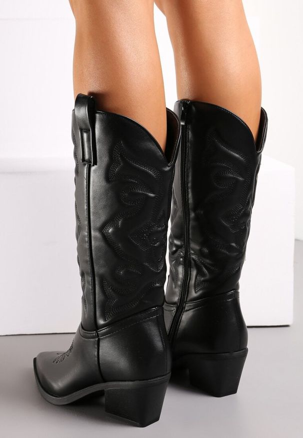 Renee - Czarne Kozaki Kowbojki na Stożku z Przeszyciami Ganavou. Kolor: czarny. Obcas: na stożku