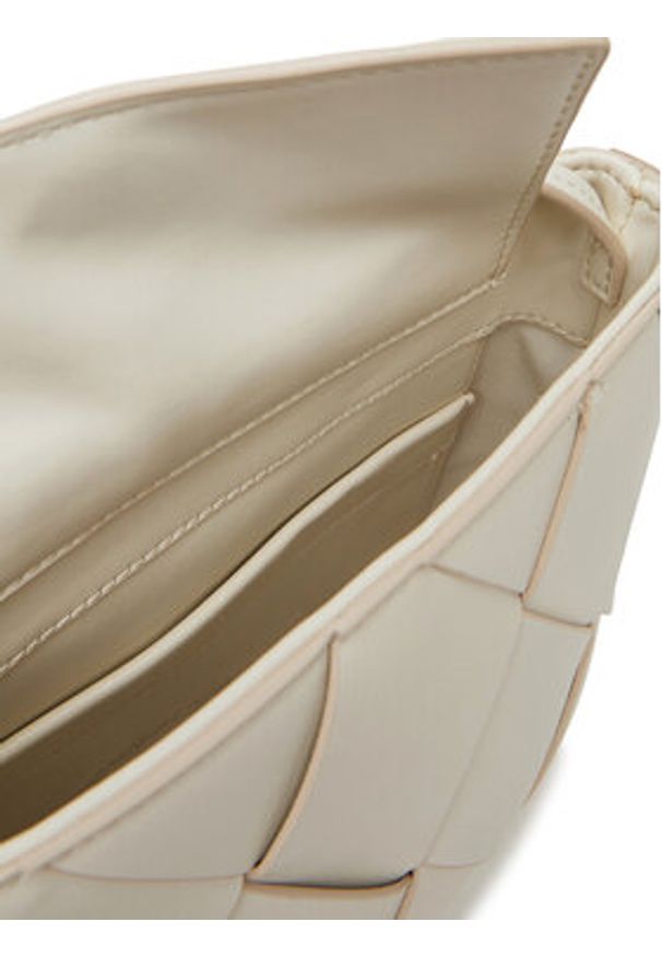 Calvin Klein Torebka Ck Woven Square Crossbody K60K612991 Biały. Kolor: biały. Materiał: skórzane