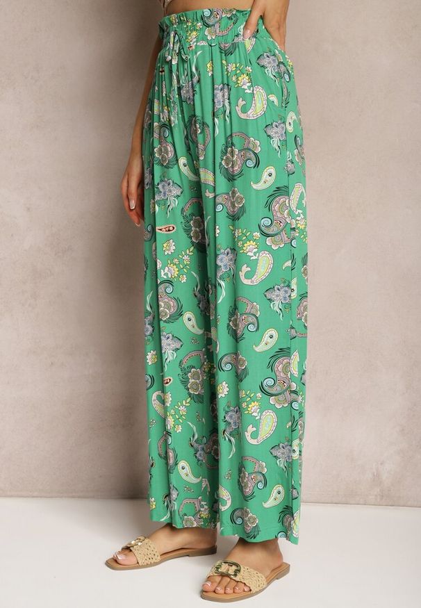 Renee - Zielone Bawełniane Spodnie Boho w Stylu Palazzo z Gumką w Pasie i Wysokim Stanem Pravia. Stan: podwyższony. Kolor: zielony. Materiał: bawełna. Sezon: lato. Styl: boho