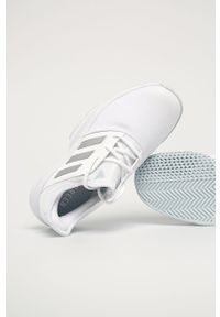 adidas Performance - Buty Game Court. Nosek buta: okrągły. Zapięcie: sznurówki. Kolor: biały. Materiał: syntetyk, materiał, skóra ekologiczna, guma. Szerokość cholewki: normalna. Obcas: na obcasie. Model: Adidas Cloudfoam. Wysokość obcasa: średni #3