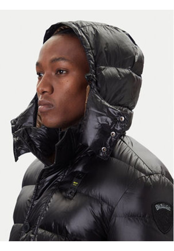 Blauer Kurtka puchowa 25WBLUK03147 Czarny Regular Fit. Kolor: czarny. Materiał: syntetyk