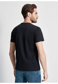 Ochnik - Czarny T-shirt męski TOP GUN. Kolor: czarny. Materiał: bawełna. Długość rękawa: krótki rękaw. Długość: krótkie. Wzór: nadruk #3