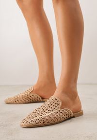 Born2be - Ciemnobeżowe Klapki Mule z Ażurową Cholewką Szydełkową Civeza. Okazja: na co dzień. Kolor: brązowy. Materiał: jeans, len. Wzór: ażurowy. Sezon: lato. Styl: casual #7