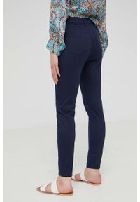 Answear Lab spodnie PUSH-UP damskie kolor granatowy dopasowane medium waist. Kolor: niebieski. Materiał: tkanina. Styl: wakacyjny #4