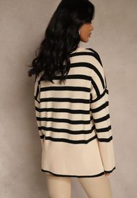 Renee - Kremowo-Czarny Sweter Oversize w Paski Kalitusa. Okazja: na co dzień. Kolor: czarny. Materiał: jeans. Wzór: paski. Styl: casual #5
