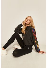 adidas Originals - Kurtka. Typ kołnierza: kaptur. Kolor: czarny. Materiał: tkanina, poliamid #2