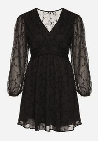 Born2be - Czarna Rozkloszowana Sukienka z Siateczki z Kwiatowym Wzorem Vidnessa. Okazja: na co dzień. Typ kołnierza: dekolt w kształcie V. Kolekcja: plus size. Kolor: czarny. Materiał: poliester. Wzór: kwiaty. Typ sukienki: dla puszystych. Styl: klasyczny, casual #3