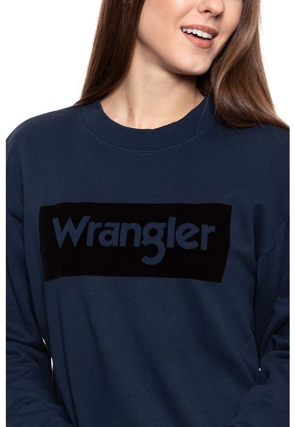 Wrangler - BLUZA WRANGLER HIGH RIB RETRO SWEAT NAVY W6N0HA114 112130760. Styl: retro, klasyczny