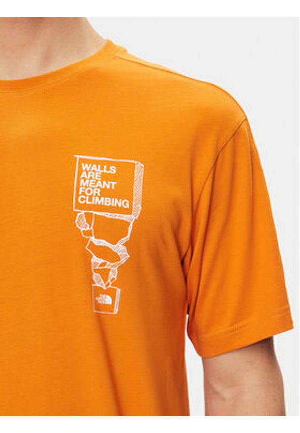 The North Face T-Shirt NF0A87FF Pomarańczowy Regular Fit. Kolor: pomarańczowy. Materiał: bawełna