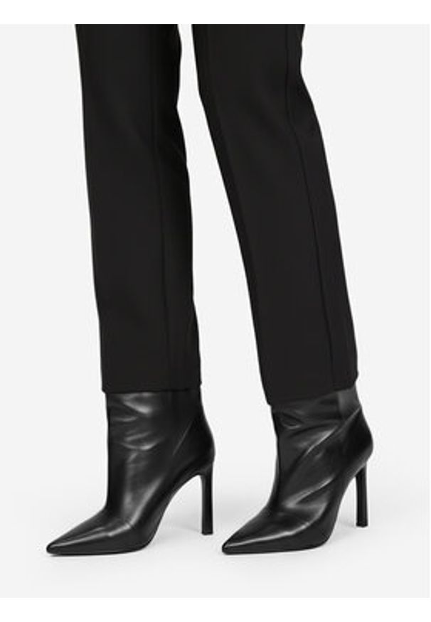 Eva Minge Botki EO-KIRA-1680-1604 Czarny. Kolor: czarny. Materiał: skóra