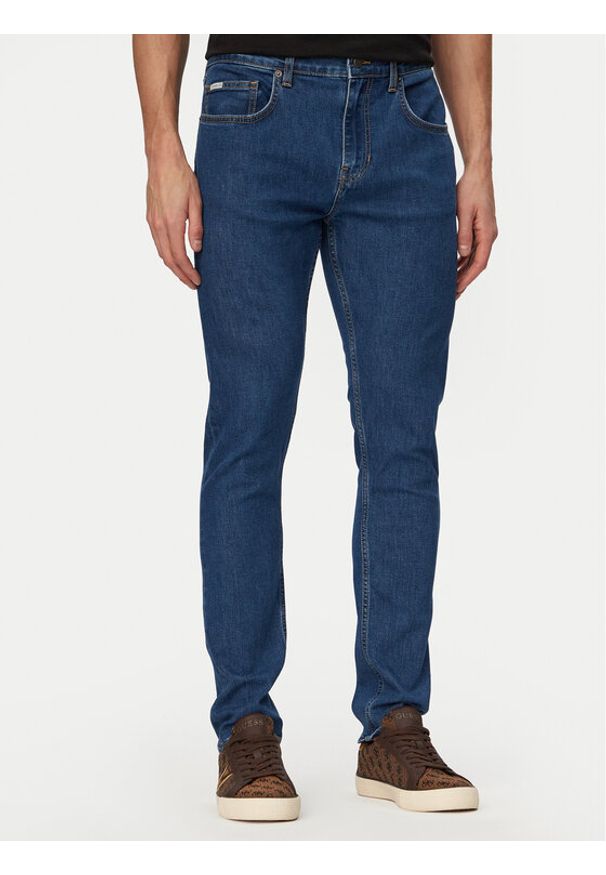 Guess Jeans Jeansy M6RA0F D6325 Niebieski Skinny Fit. Kolor: niebieski