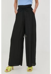 Patrizia Pepe spodnie damskie kolor czarny szerokie high waist. Stan: podwyższony. Kolor: czarny. Materiał: tkanina