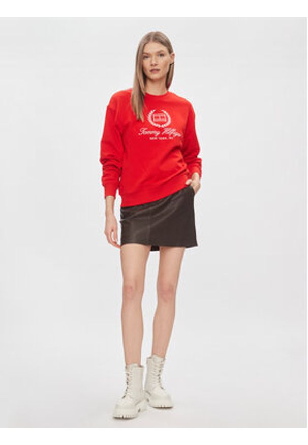 TOMMY HILFIGER - Tommy Hilfiger Bluza Flag Script WW0WW41758 Czerwony Regular Fit. Kolor: czerwony. Materiał: bawełna