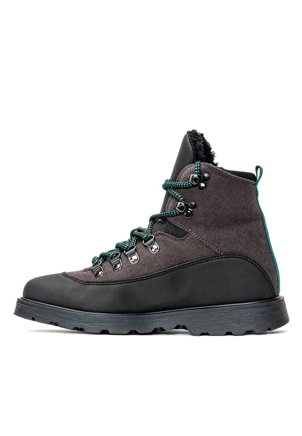 Boss Kidswear - Buty zimowe dziecięce czarne BOSS Kidswear J29267-09B. Okazja: na co dzień. Kolor: czarny. Sezon: zima. Styl: młodzieżowy, elegancki, sportowy, casual, klasyczny